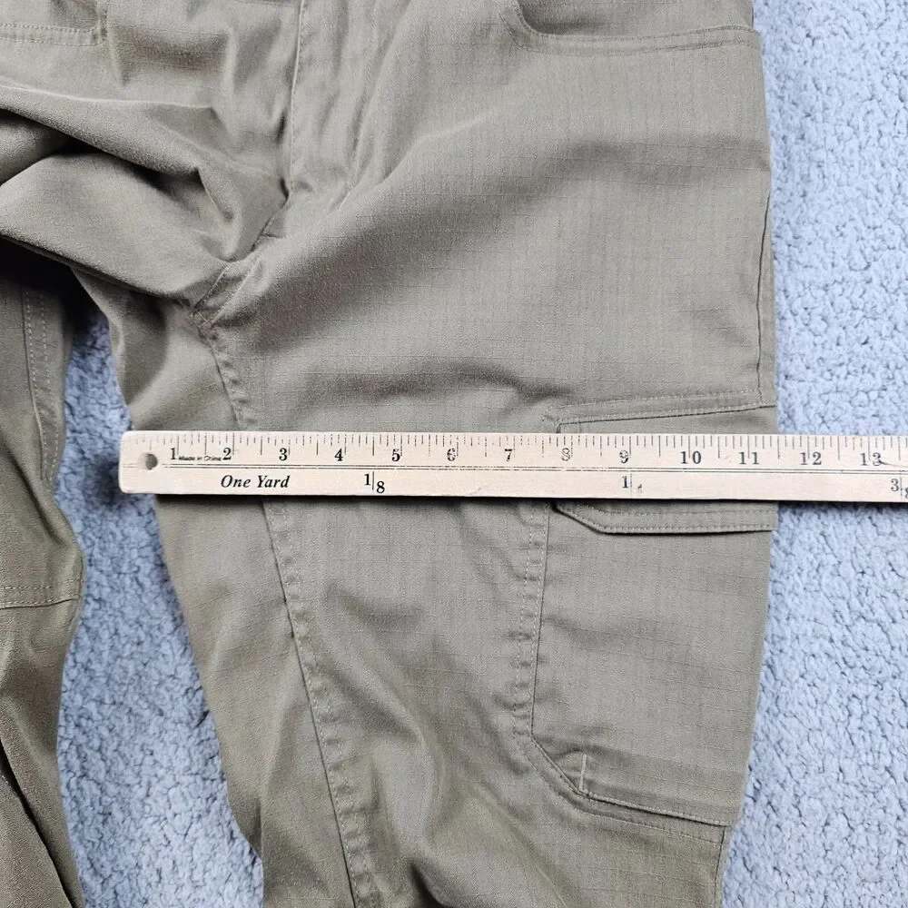 Under Armour Cargo Pants Mens 30x29* Beige Storm Ripstop Tactical Distressed